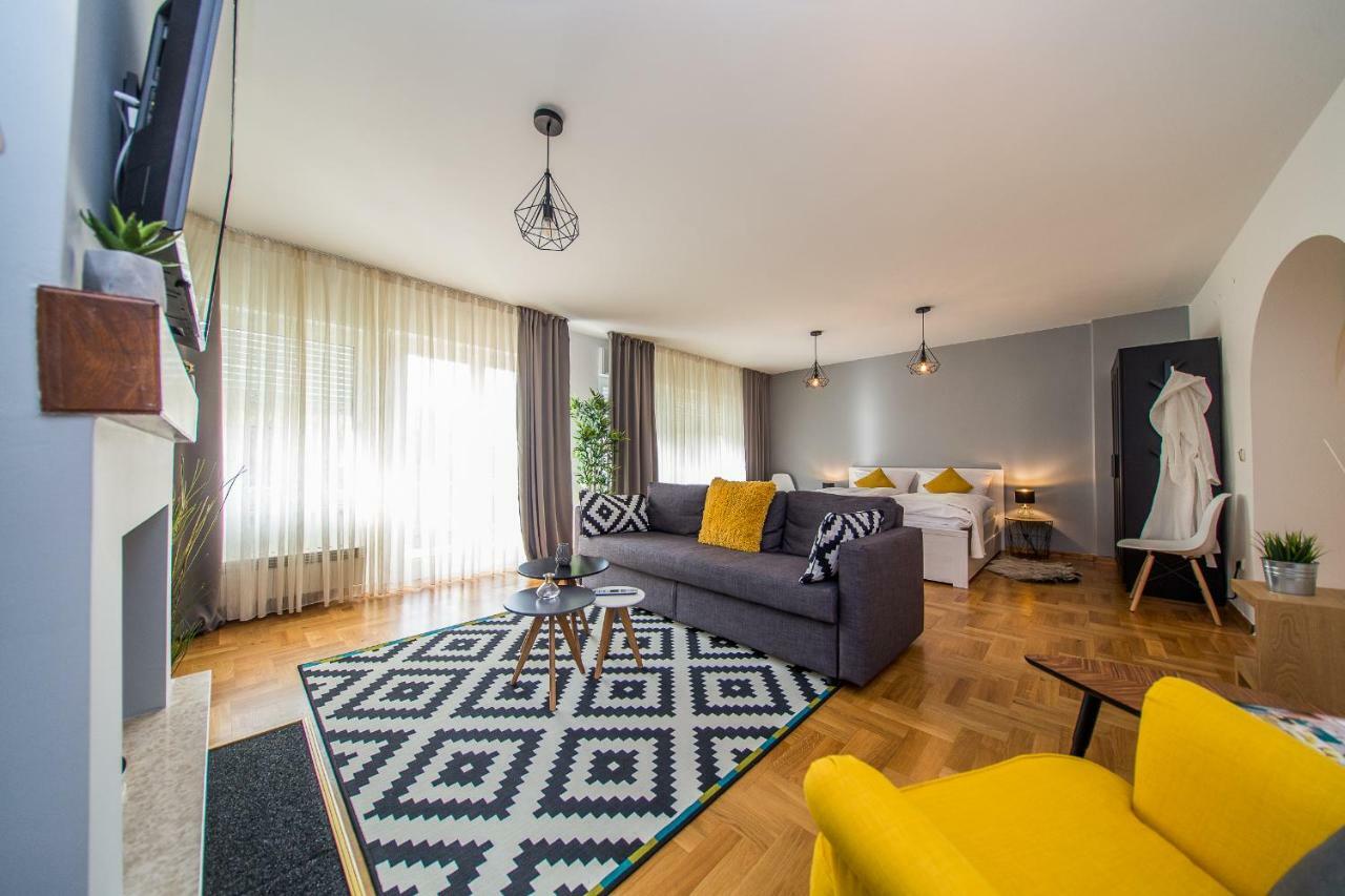 Houzzz21 Hotel Zagreb Buitenkant foto