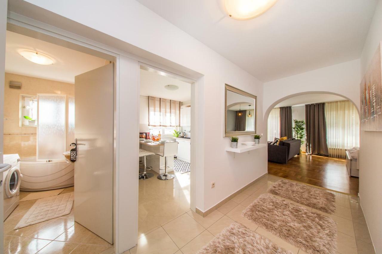 Houzzz21 Hotel Zagreb Buitenkant foto