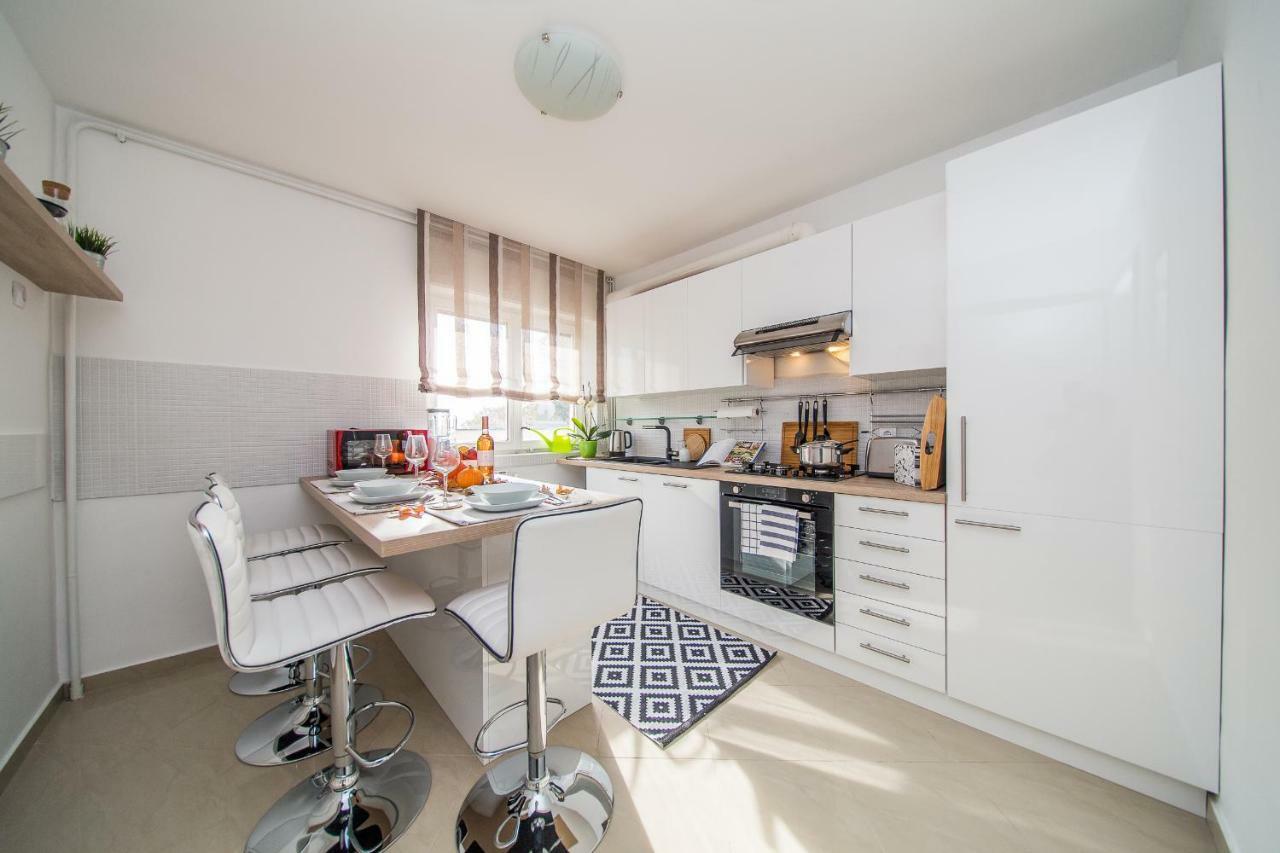 Houzzz21 Hotel Zagreb Buitenkant foto